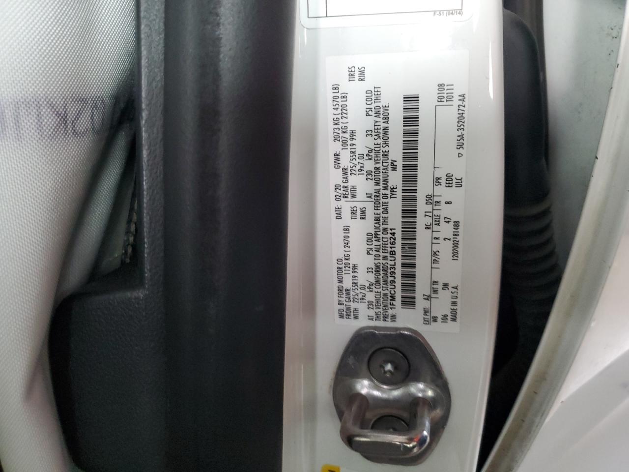 1FMCU9J93LUB16241 FORD ESCAPE 2020
