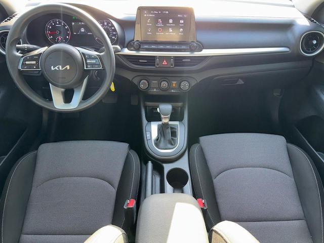  KIA FORTE 2022 Granatowy