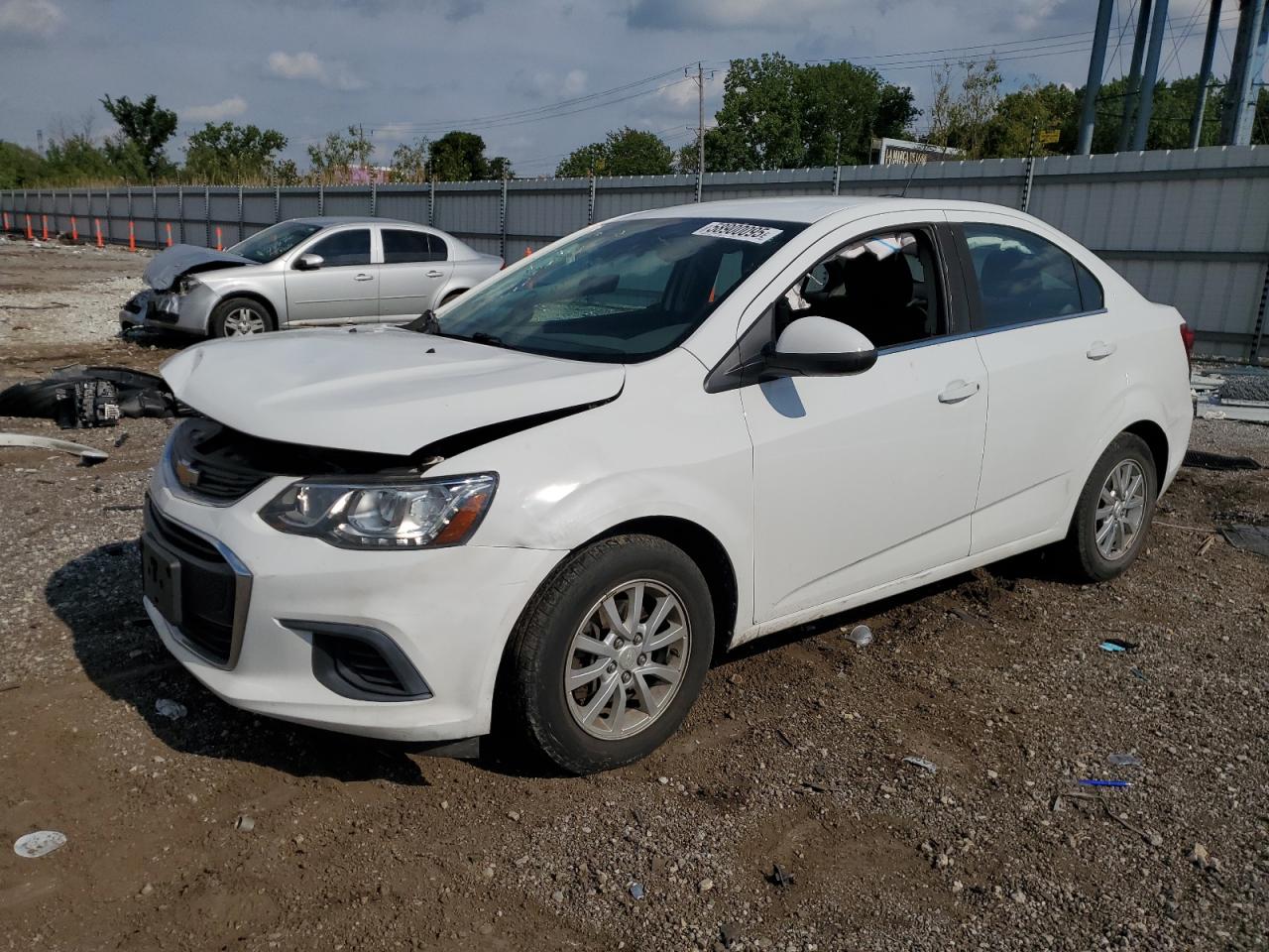 2017 Chevrolet Sonic Lt на продаже в Chicago Heights, IL - Front End