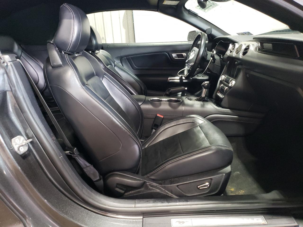 1FATP8UH0K5171513 FORD ALL Models 2019