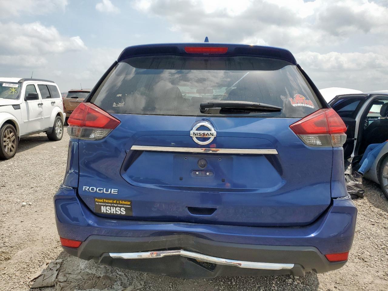 2017 Nissan Rogue S VIN: KNMAT2MT4HP566788 Lot: 57118265