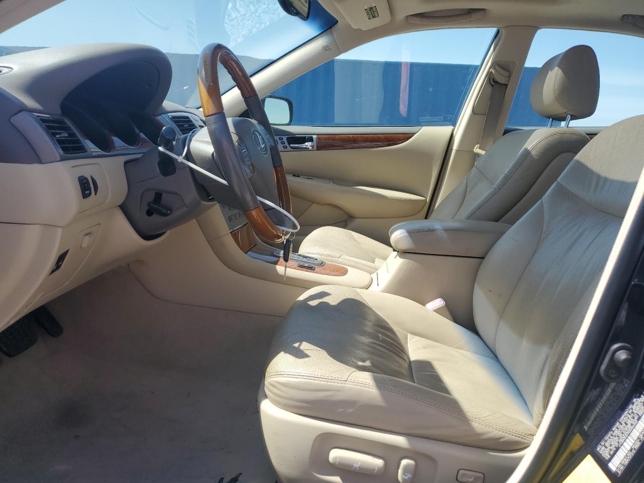 2005 Lexus Es 330 VIN: JTHBA30G755066462 Lot: 57060385
