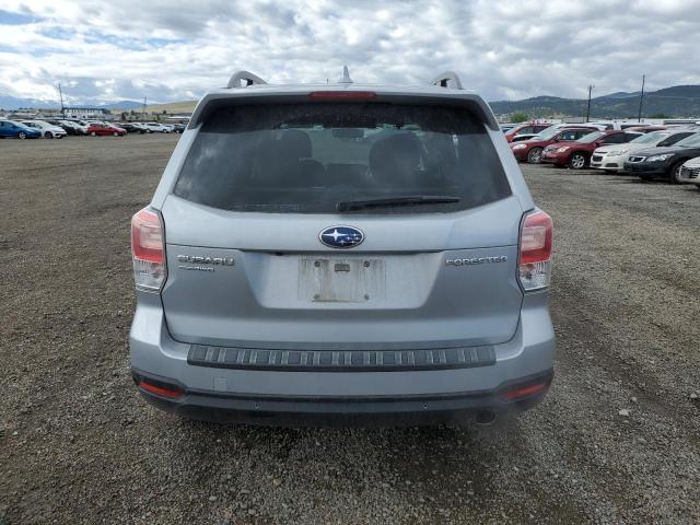  SUBARU FORESTER 2018 Серебристый