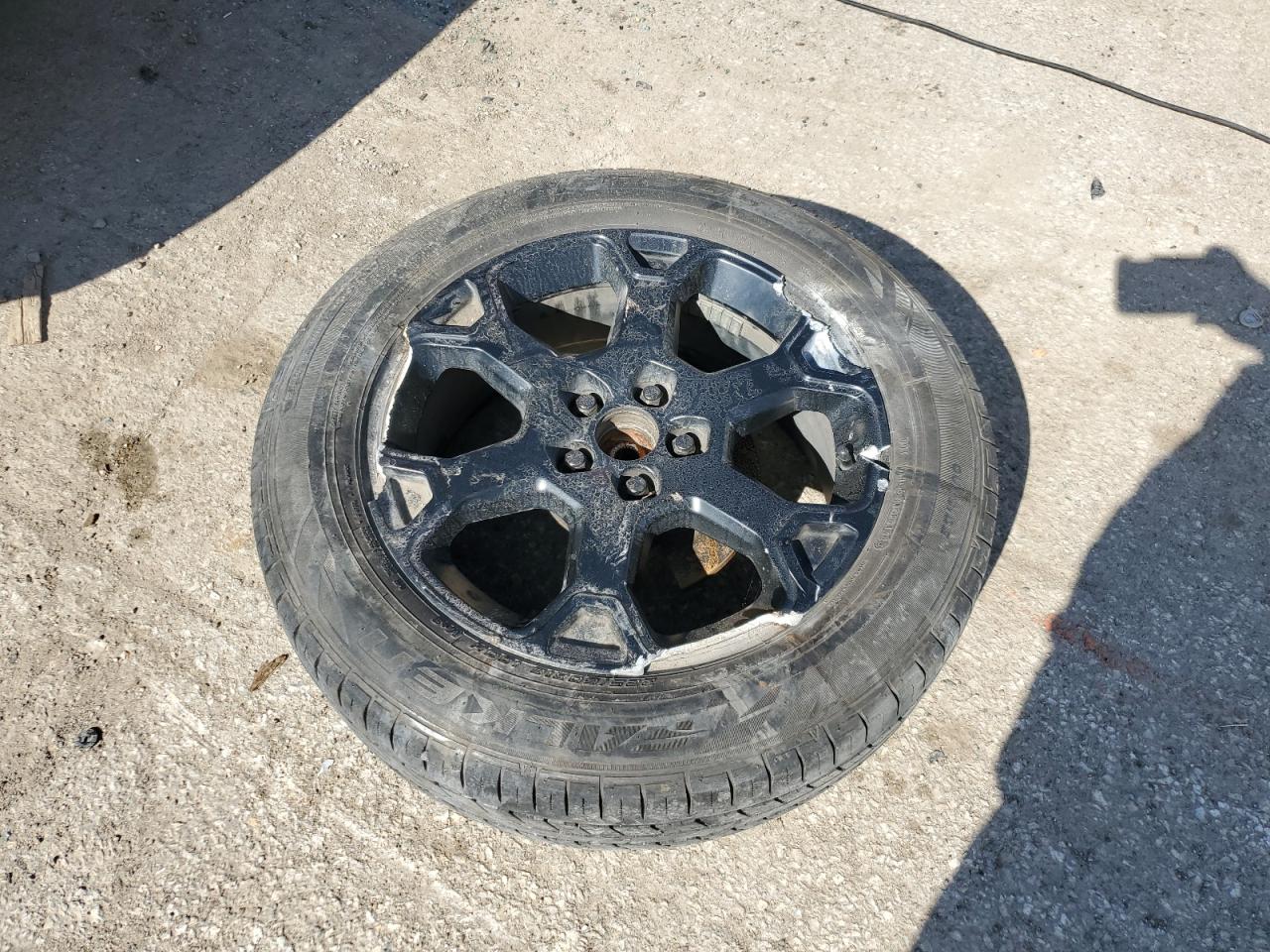 2T3J1RFV0LC083472 TOYOTA RAV4 2020