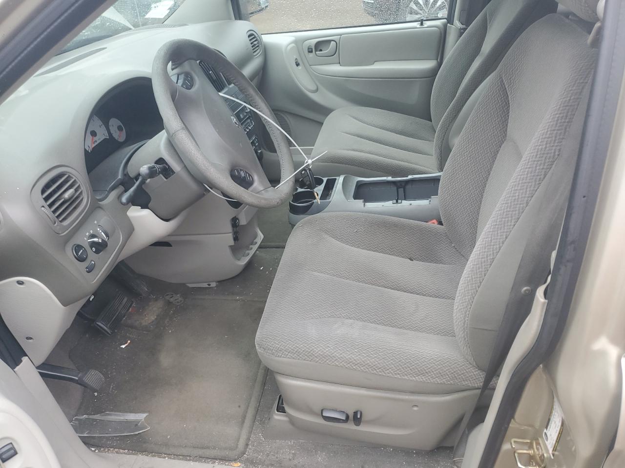 2005 Dodge Grand Caravan Sxt VIN: 2D8GP44LX5R222310 Lot: 56991635