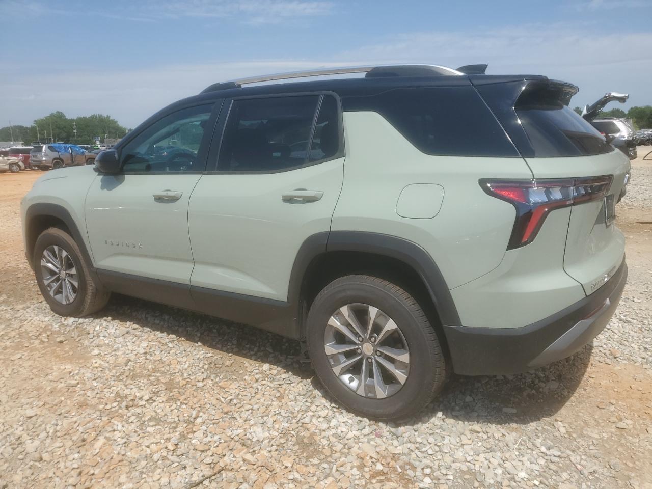 3GNAXHEG2SL300477 CHEVROLET EQUINOX 2025
