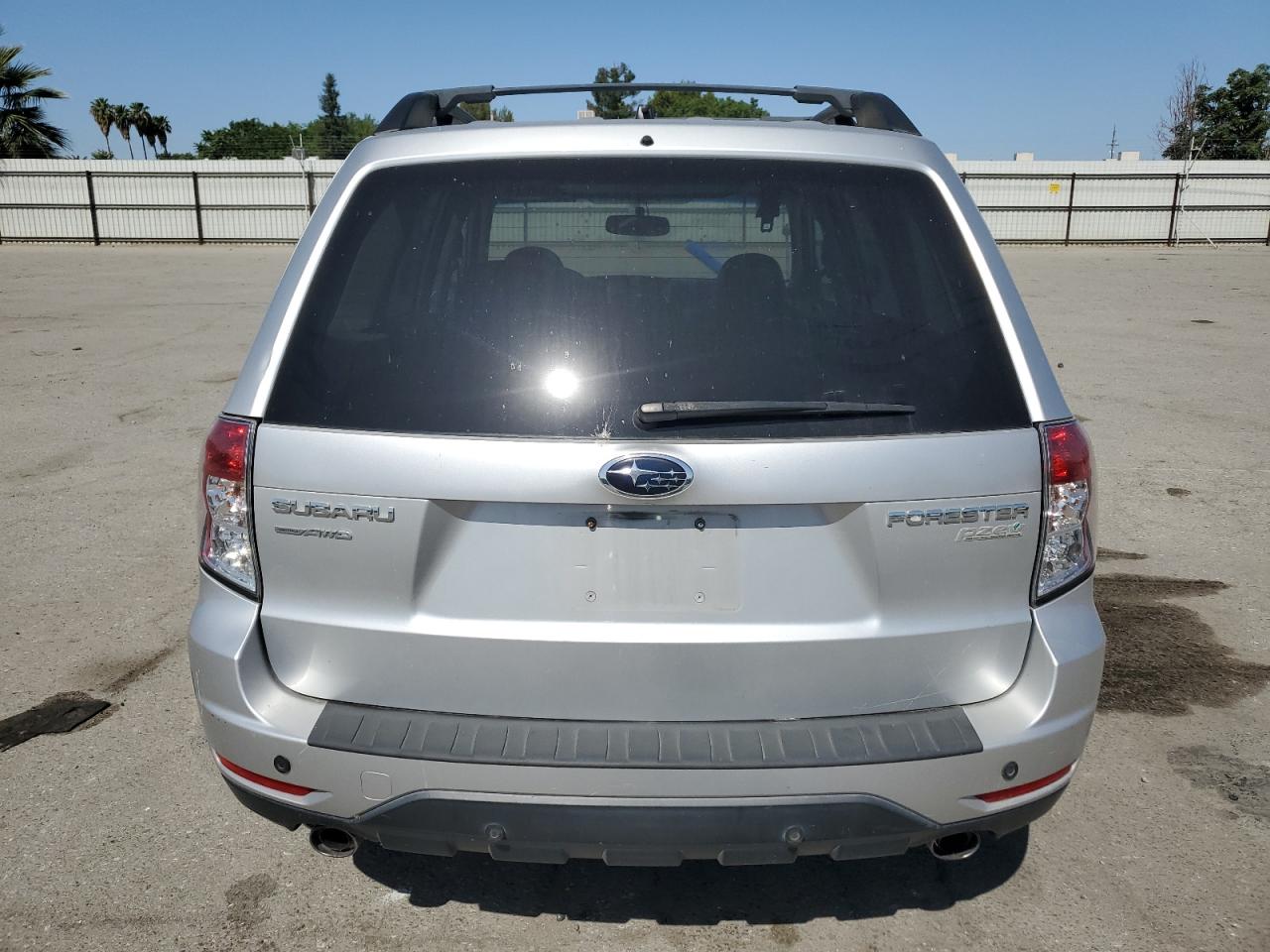 2010 Subaru Forester 2.5X Limited VIN: JF2SH6DC7AH744353 Lot: 56437185