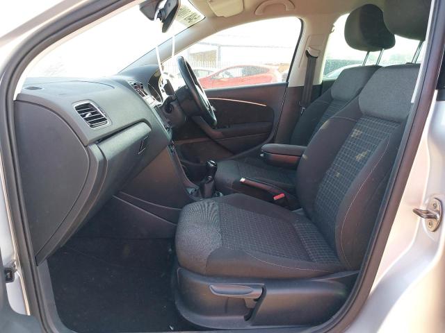 2015 VOLKSWAGEN POLO