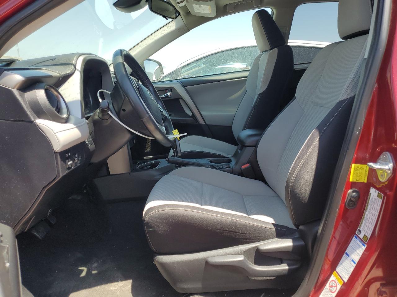 2T3RFREV6JW743158 TOYOTA RAV4 2018