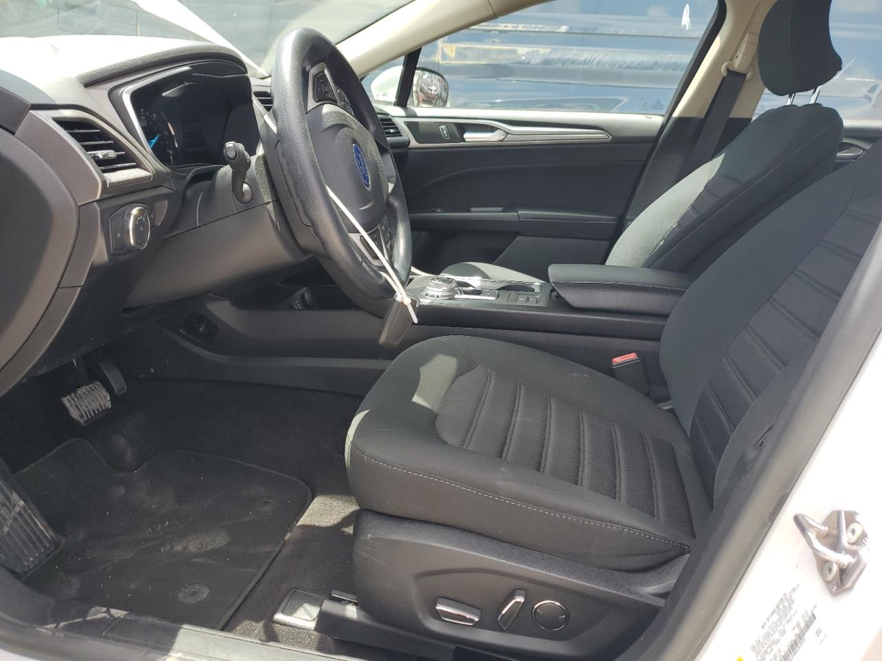 2019 Ford Fusion Se VIN: 3FA6P0LU4KR263959 Lot: 54028045