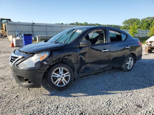  NISSAN VERSA 2015 Черный
