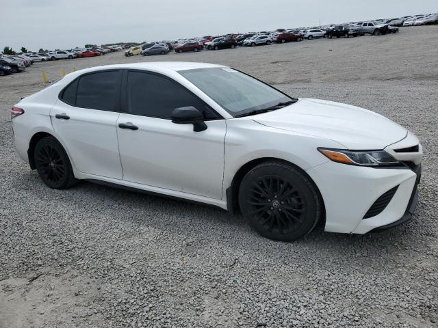  TOYOTA CAMRY 2020 Белый