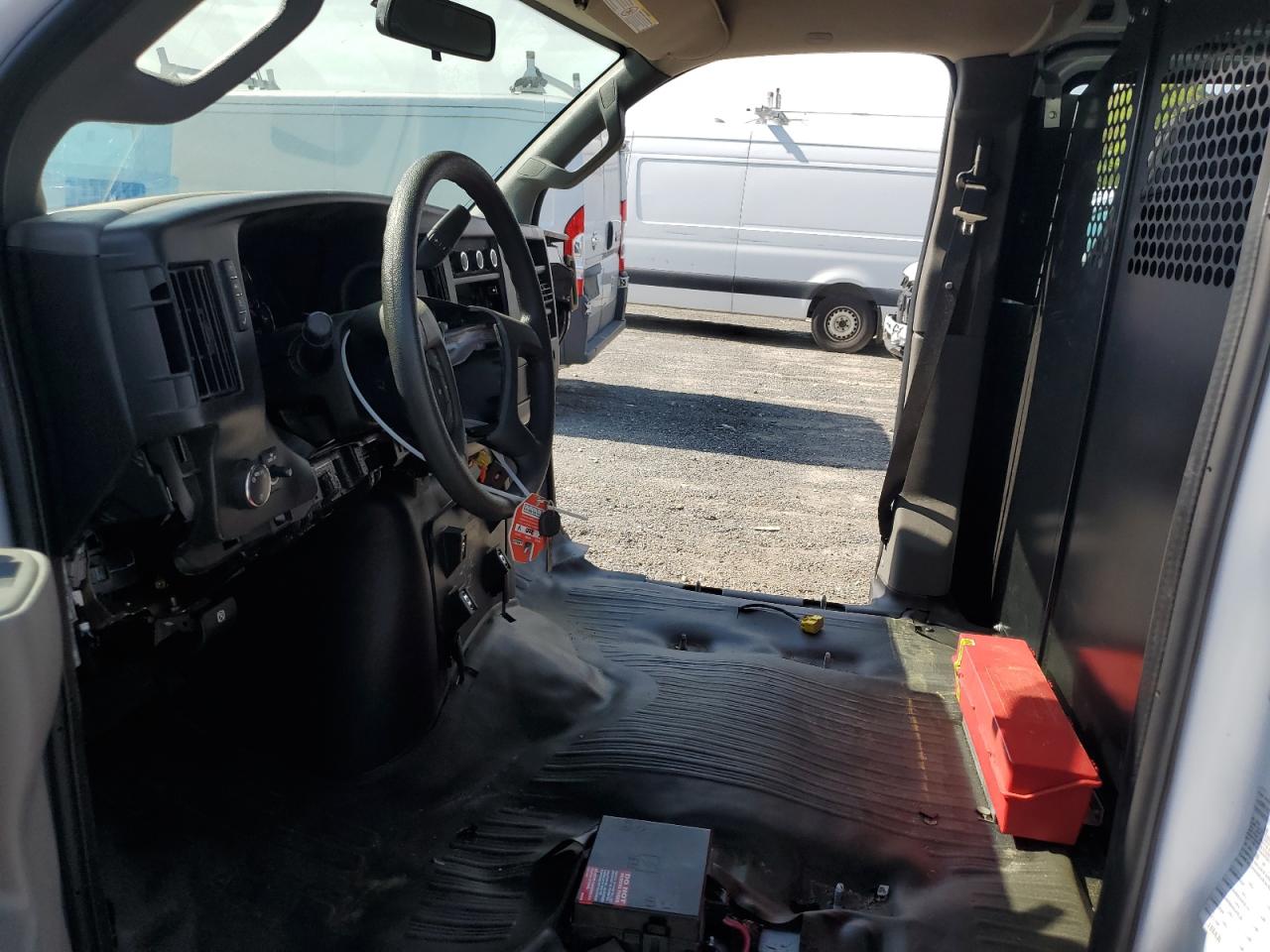2022 Chevrolet Express G2500 VIN: 1GCWGAF79N1267297 Lot: 55843775