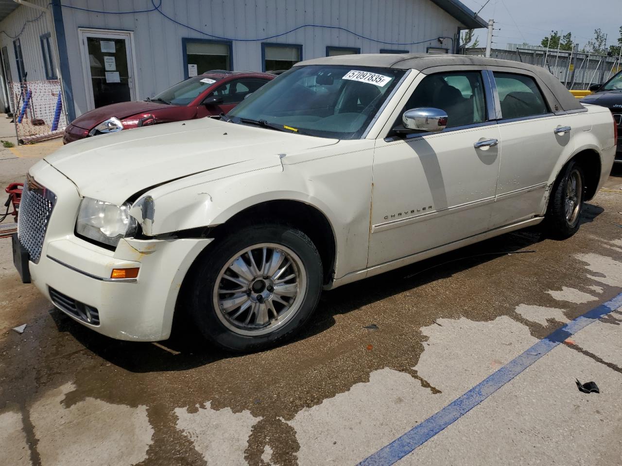 Pekin, IL에서 판매 중인 2007 Chrysler 300 Touring - Front End