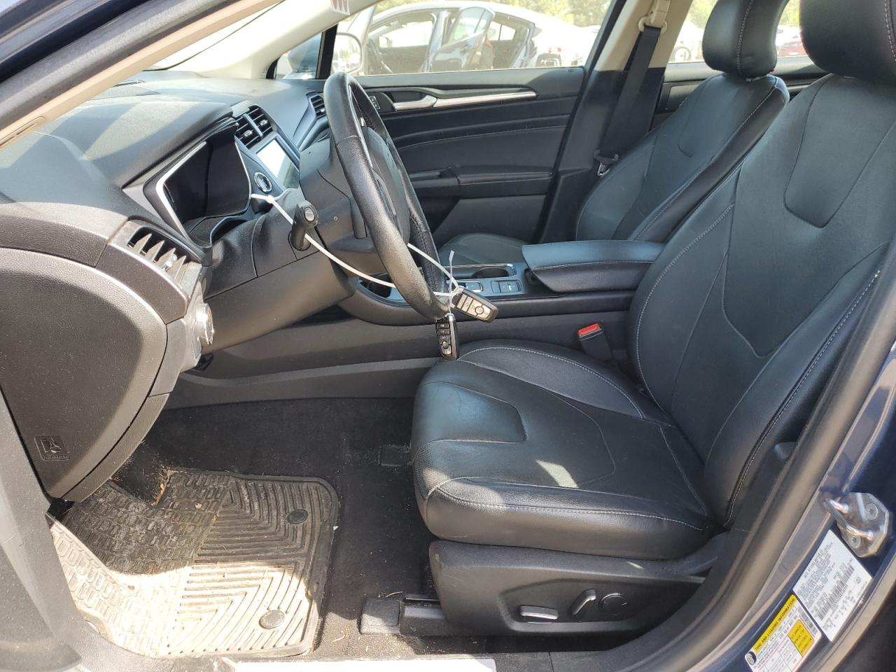3FA6P0SU2KR236244 FORD FUSION 2019