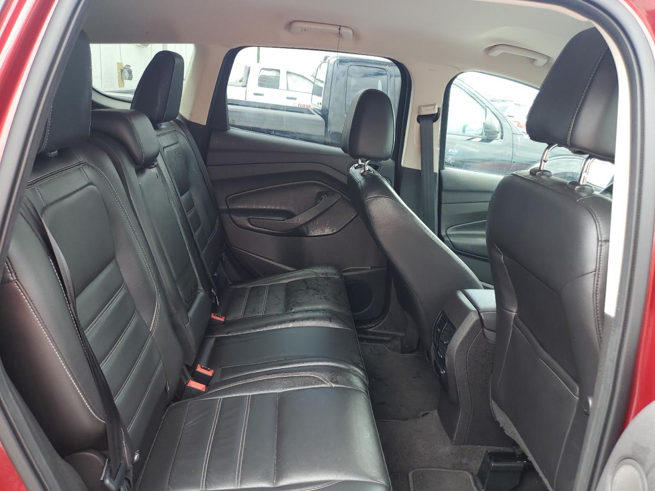 1FMCU0JD0HUC94261 FORD ESCAPE 2017
