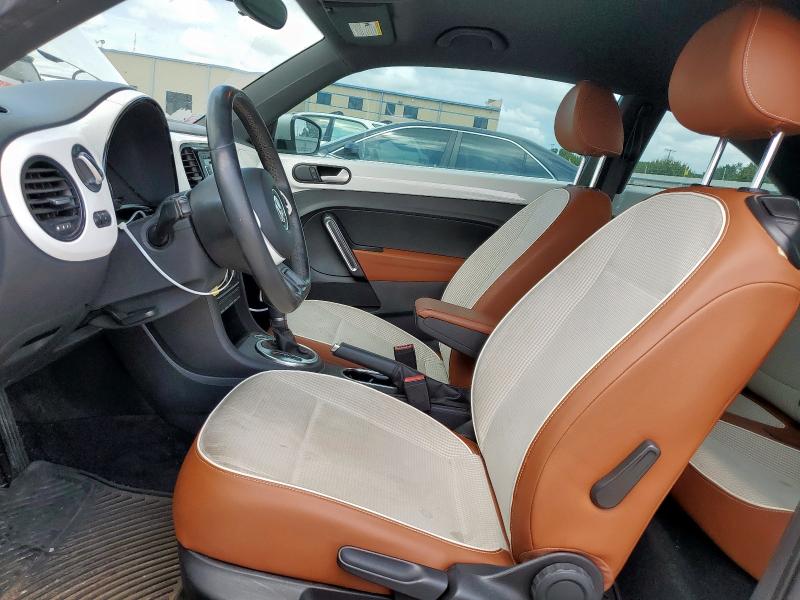 VOLKSWAGEN BEETLE 2015 Biały