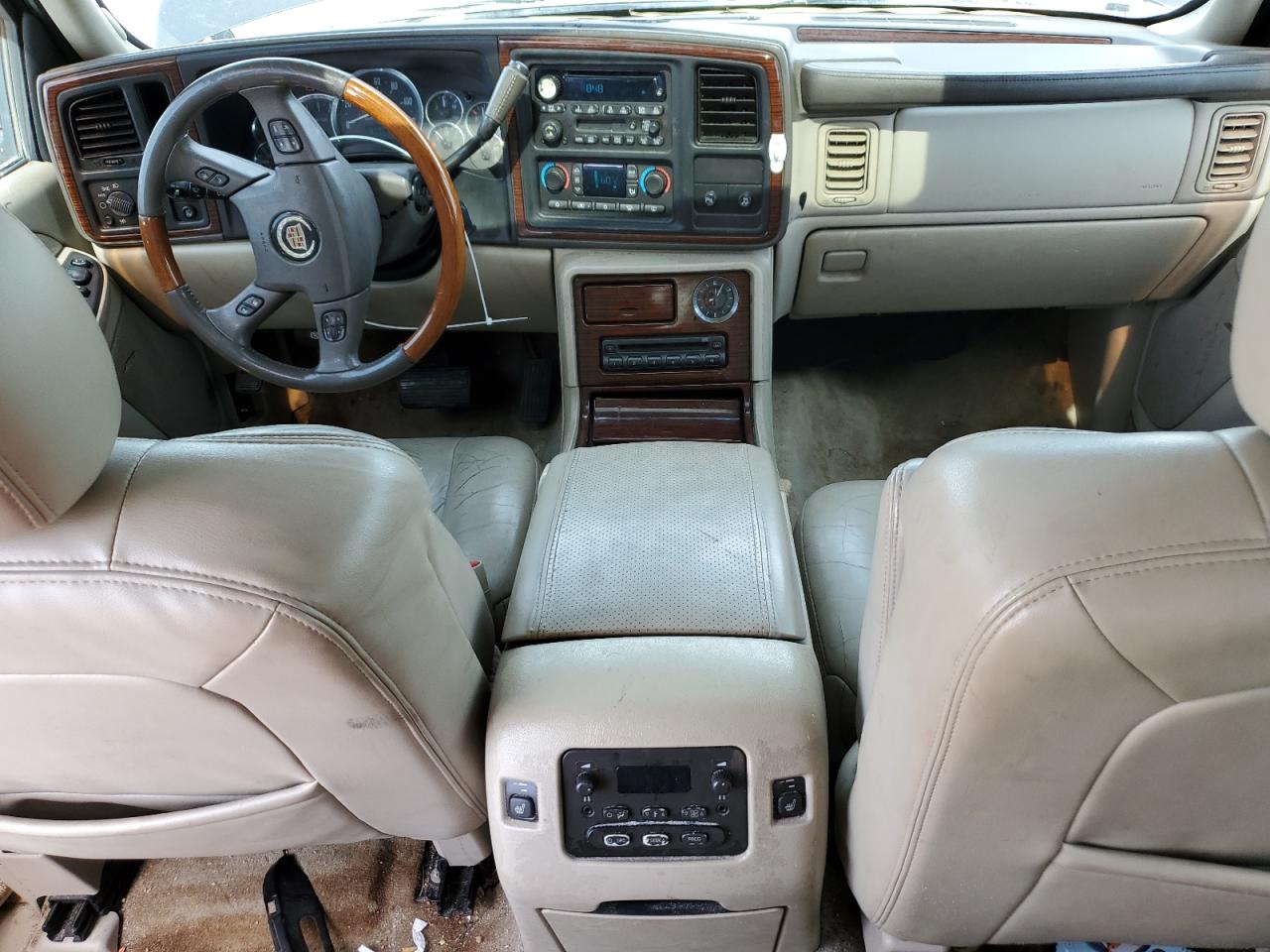 2004 Cadillac Escalade Luxury VIN: 1GYEK63N44R104349 Lot: 57722345