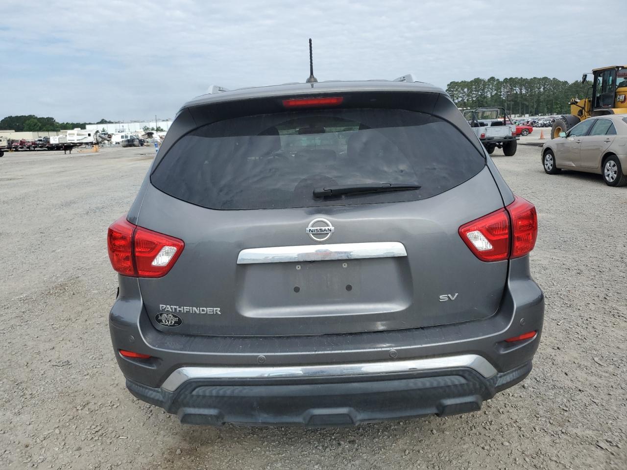2018 Nissan Pathfinder S VIN: 5N1DR2MN2JC634432 Lot: 56604645