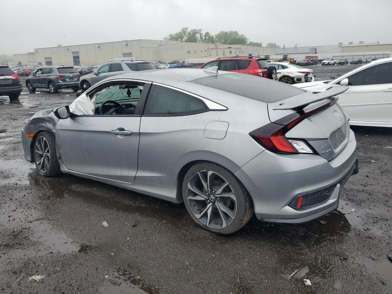2HGFC3A52JH755095 HONDA CIVIC 2018