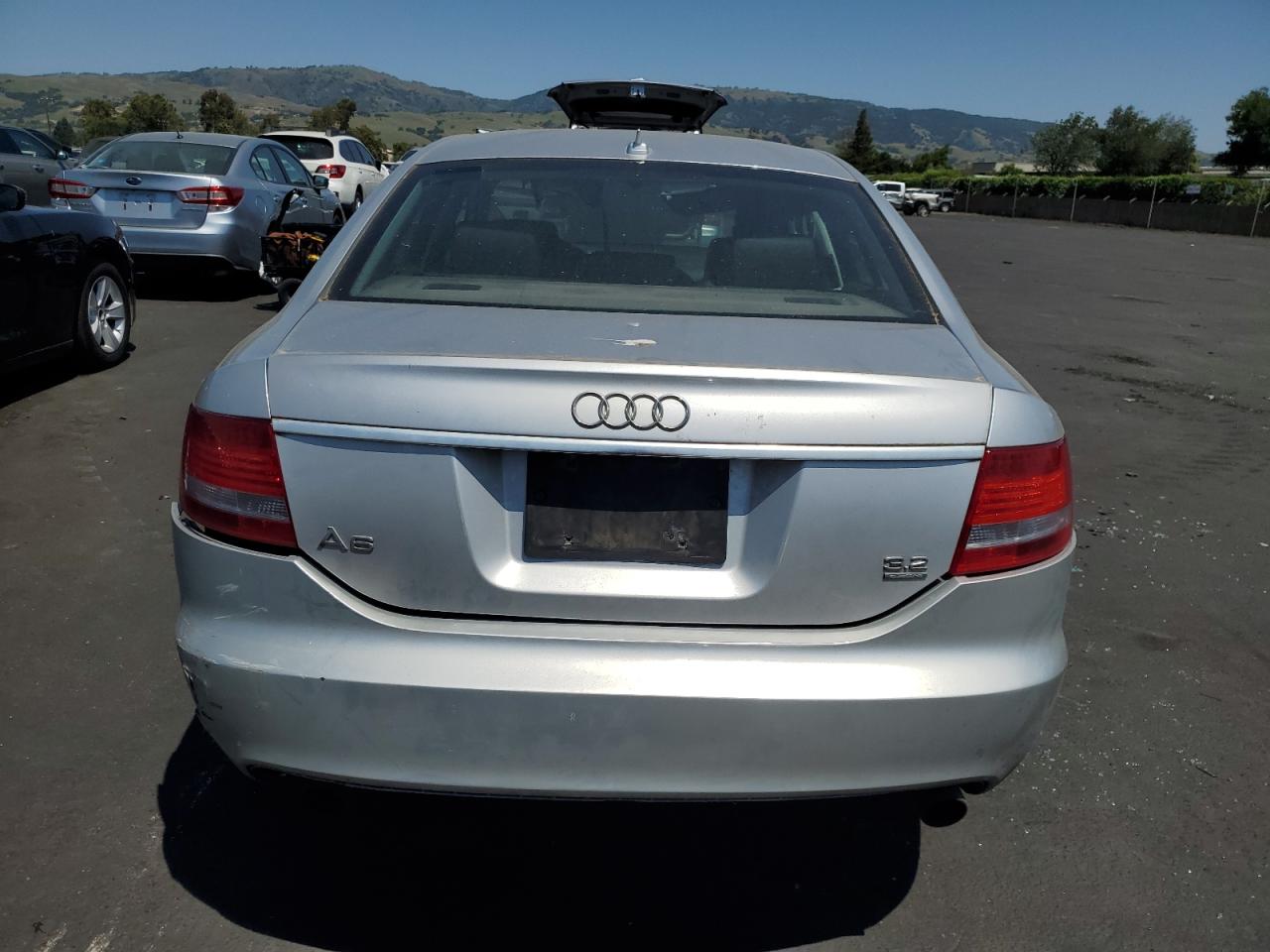 2008 Audi A6 3.2 Quattro VIN: WAUDH74F28N182104 Lot: 55333695