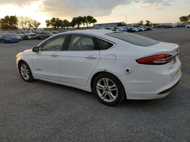  FORD FUSION 2018 Белый