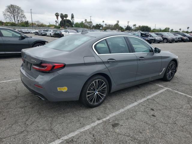  BMW 5 SERIES 2022 Серый