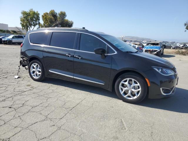  CHRYSLER PACIFICA 2017 Czarny