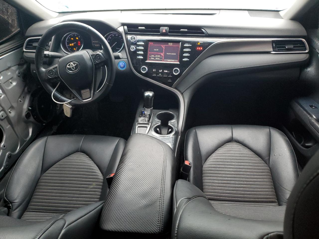 4T1B11HK6JU630077 TOYOTA CAMRY 2018