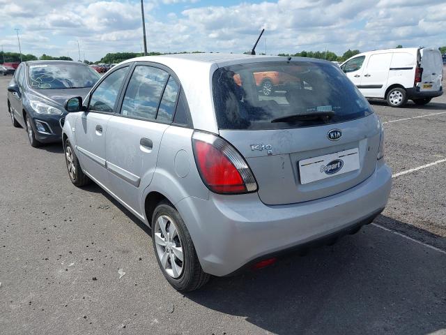 2011 KIA RIO 1