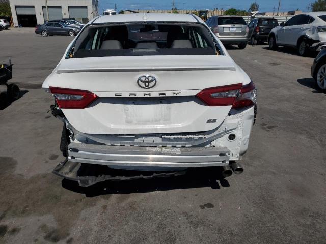  TOYOTA CAMRY 2019 White