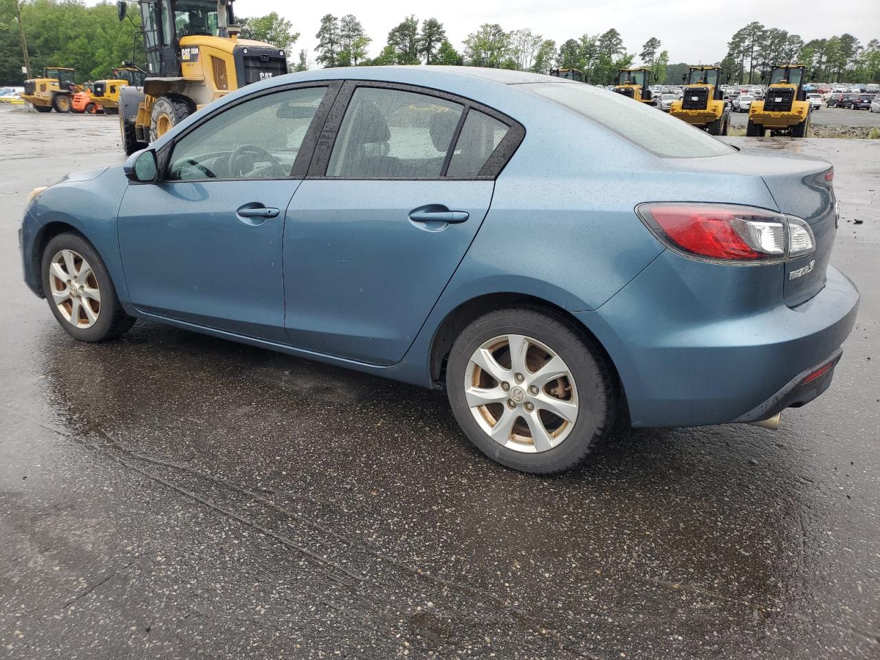 2010 Mazda 3 I blue null gas JM1BL1SF3A1300571 photo #3