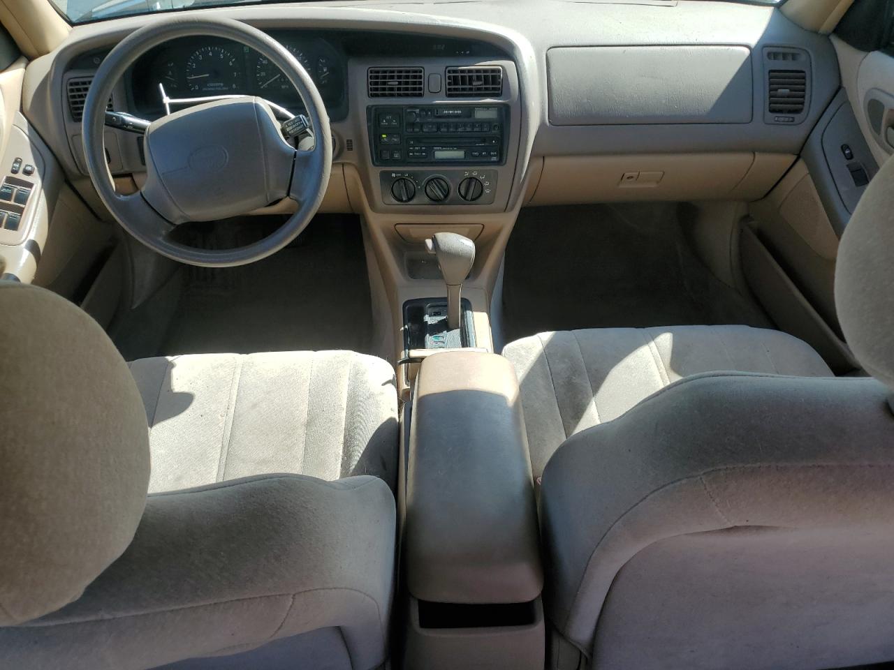 1997 Toyota Avalon Xl VIN: 4T1BF12B2VU202393 Lot: 54759175