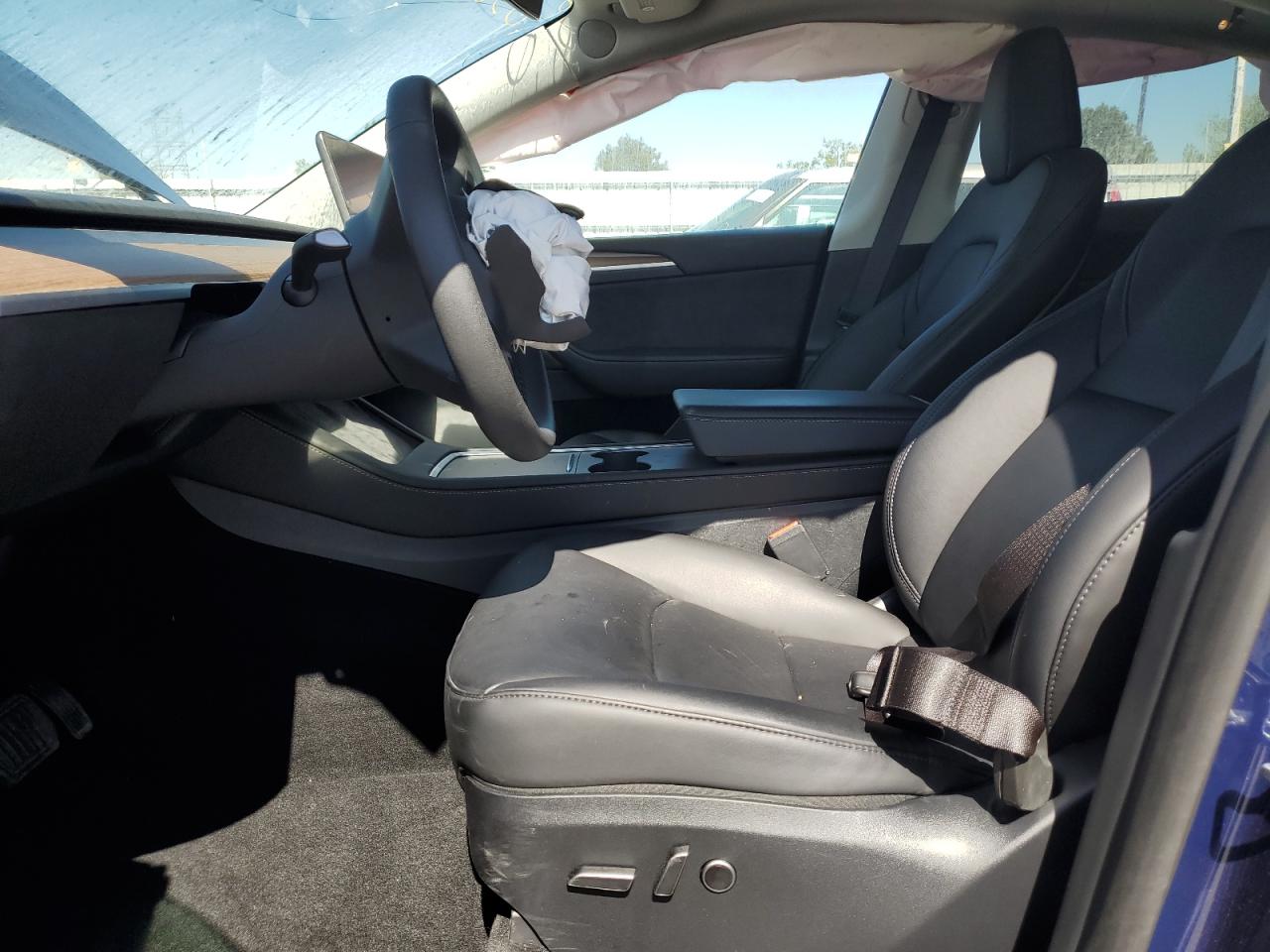 2023 Tesla Model Y VIN: 7SAYGDEEXPF867625 Lot: 56374025