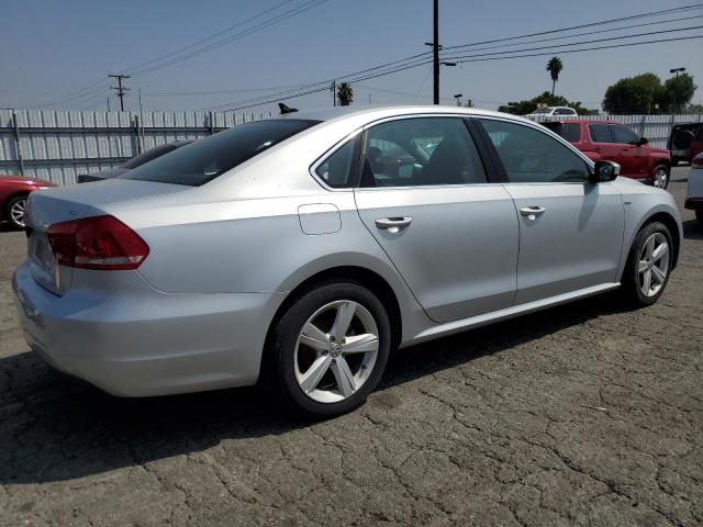  VOLKSWAGEN PASSAT 2015 Srebrny