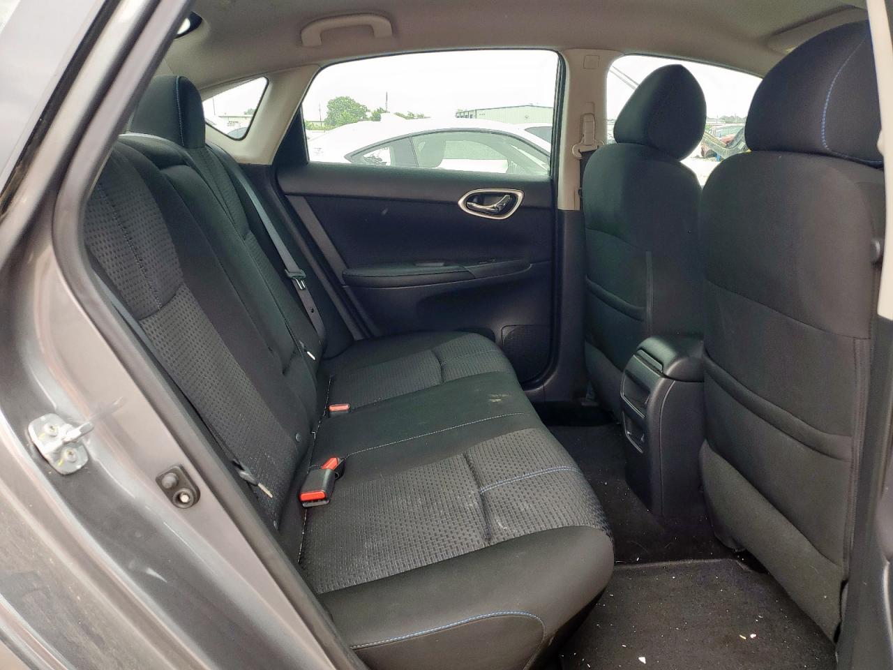 3N1AB7AP7HY207847 NISSAN SENTRA 2017
