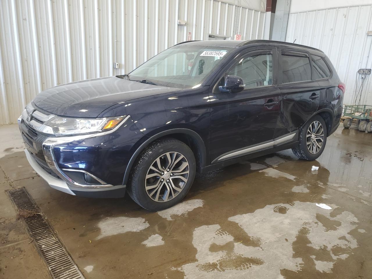 2016 Mitsubishi Outlander Se for Sale in Franklin, WI - Side