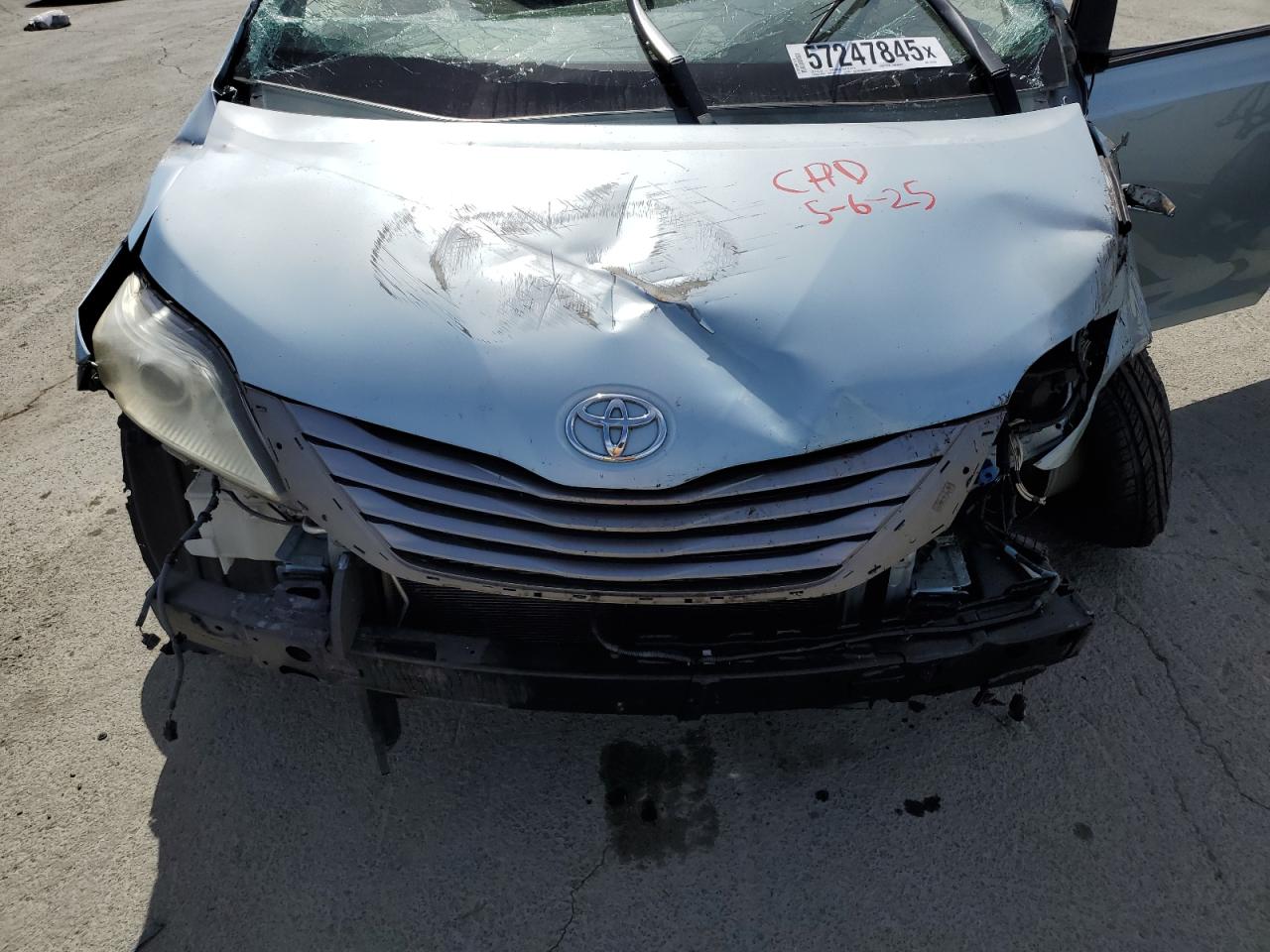 2015 Toyota Sienna Xle VIN: 5TDYK3DC8FS557294 Lot: 57247845
