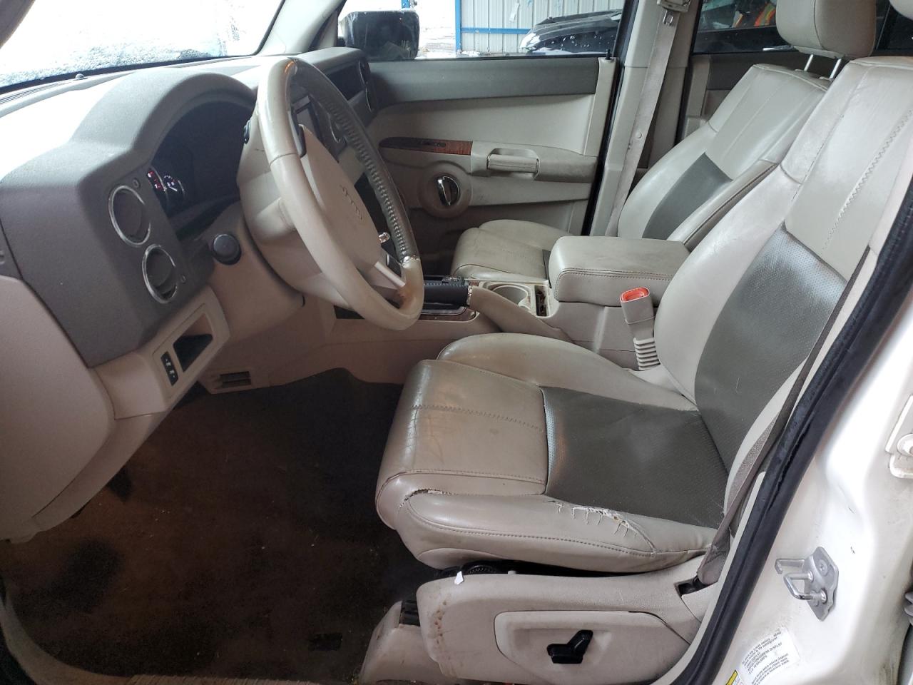 2010 Jeep Commander Limited VIN: 1J4RG5GT0AC137563 Lot: 54178235