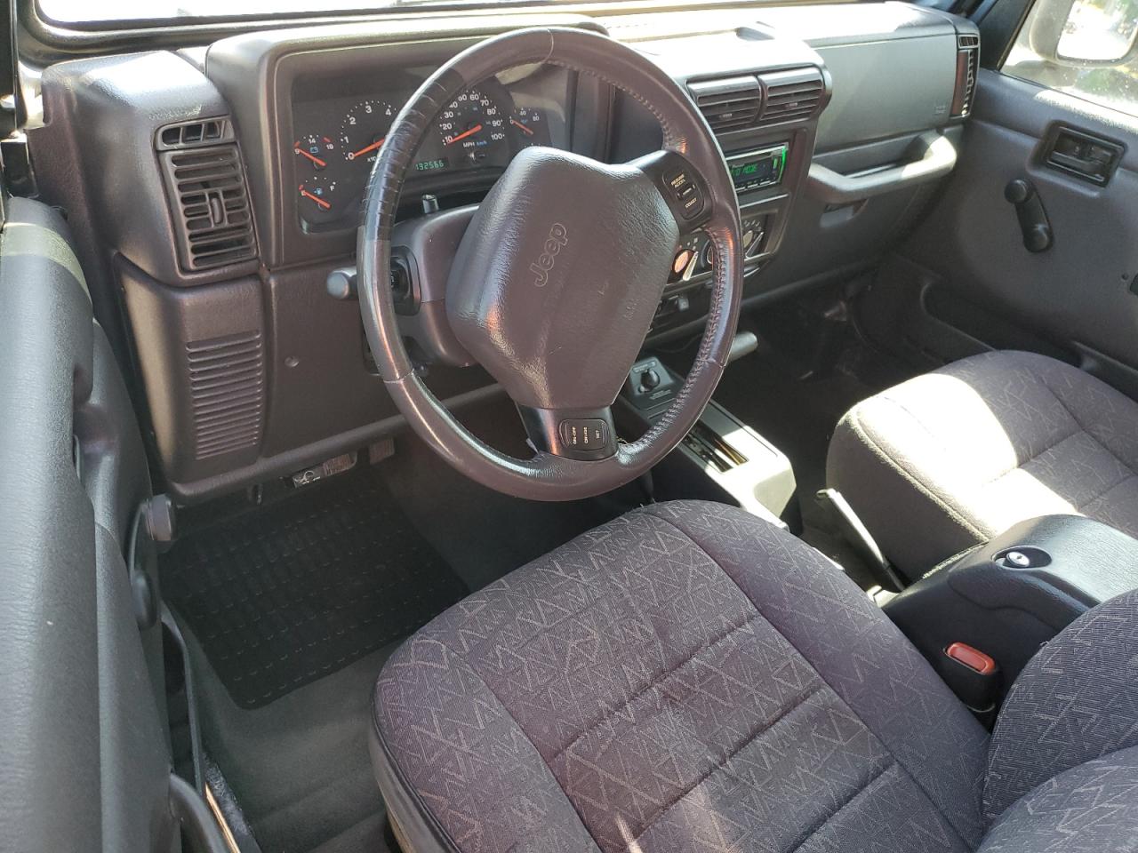 2002 Jeep Wrangler / Tj X VIN: 1J4FA39S92P729342 Lot: 56130275