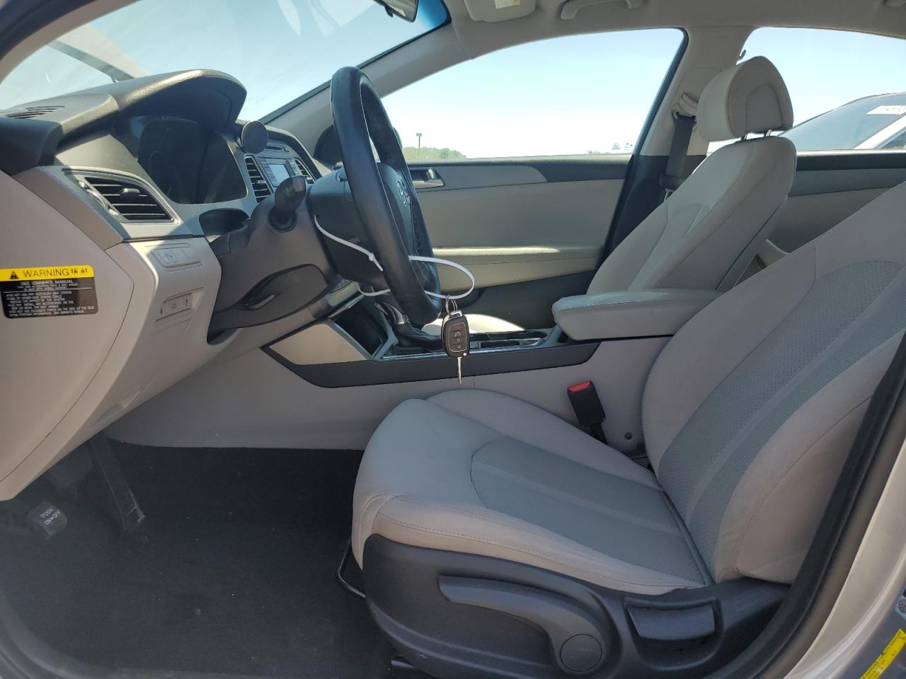 2017 Hyundai Sonata Se VIN: 5NPE24AF9HH477549 Lot: 57172315