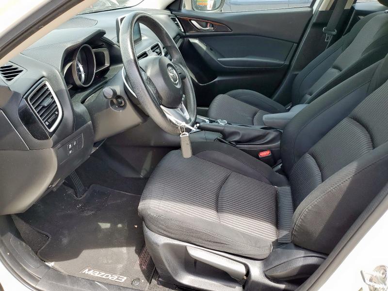 Седаны MAZDA 3 2016 Белый