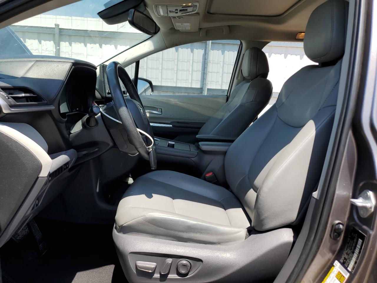 2021 Toyota Sienna Xle VIN: 5TDYRKEC1MS073758 Lot: 55964455