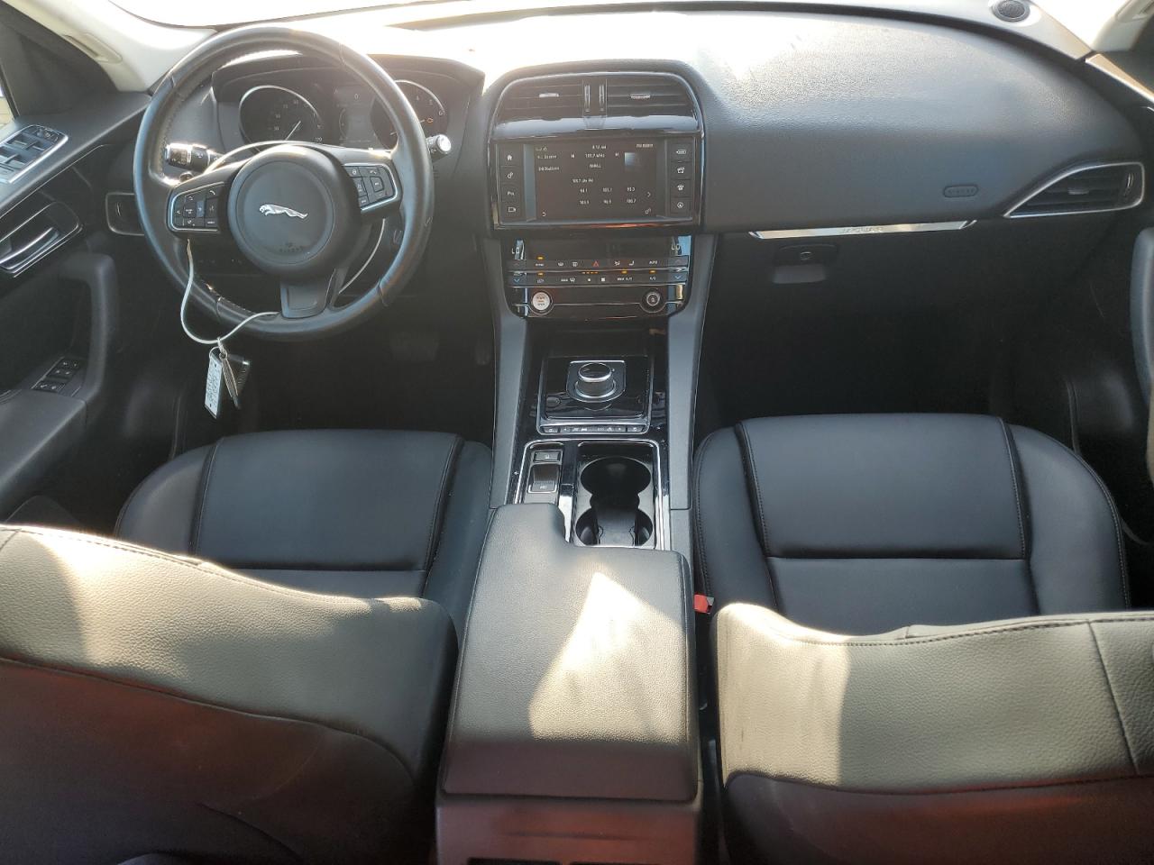2018 Jaguar F-Pace Premium VIN: SADCJ2FX4JA322196 Lot: 55991655
