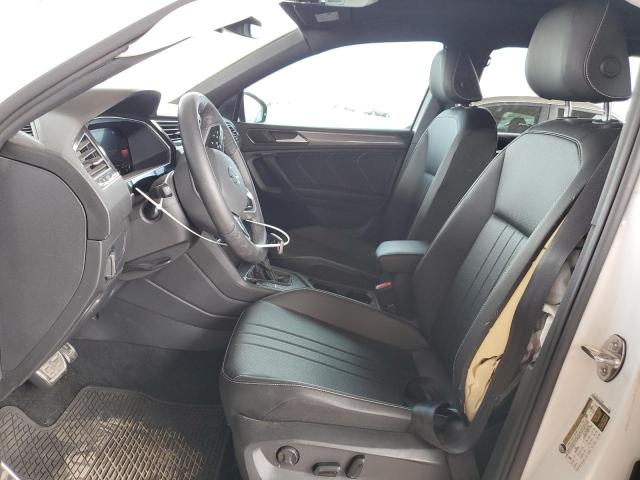  VOLKSWAGEN TIGUAN 2022 Белый