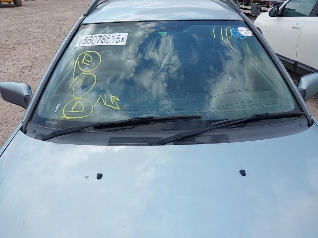 2004 VOLVO V40 SE