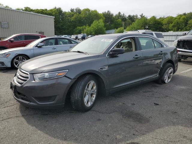 2018 Ford Taurus Se