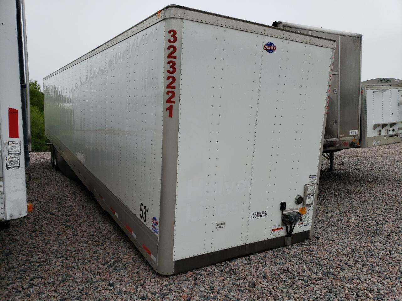 2023 Utility Vs2Dx Dry Van Trailer for Sale in Avon, MN - Undercarriage