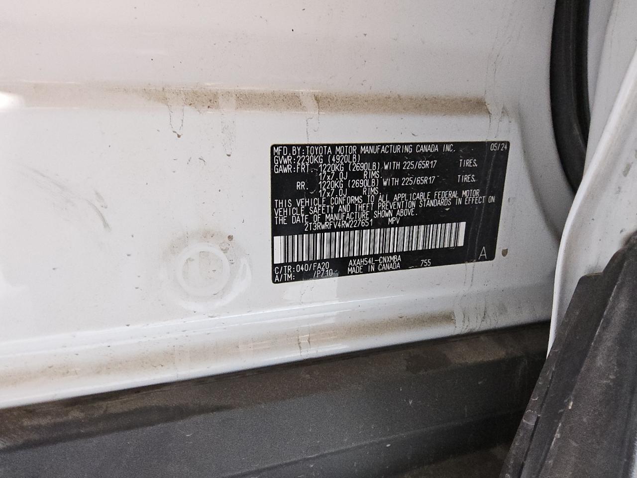 2T3RWRFV4RW227651 TOYOTA RAV4 2024