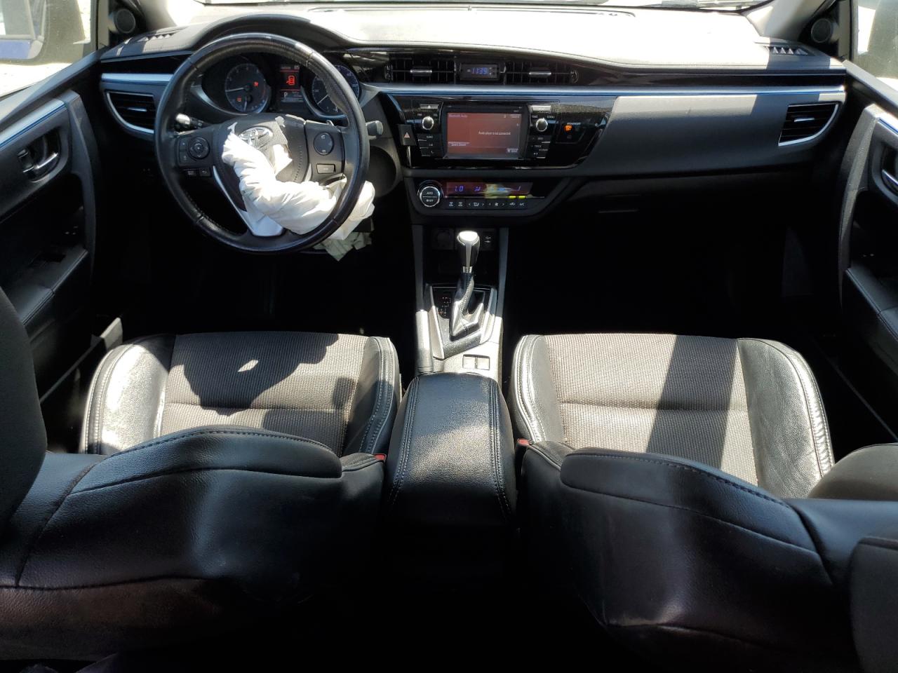 2016 Toyota Corolla L VIN: 5YFBURHEXGP523592 Lot: 58871675